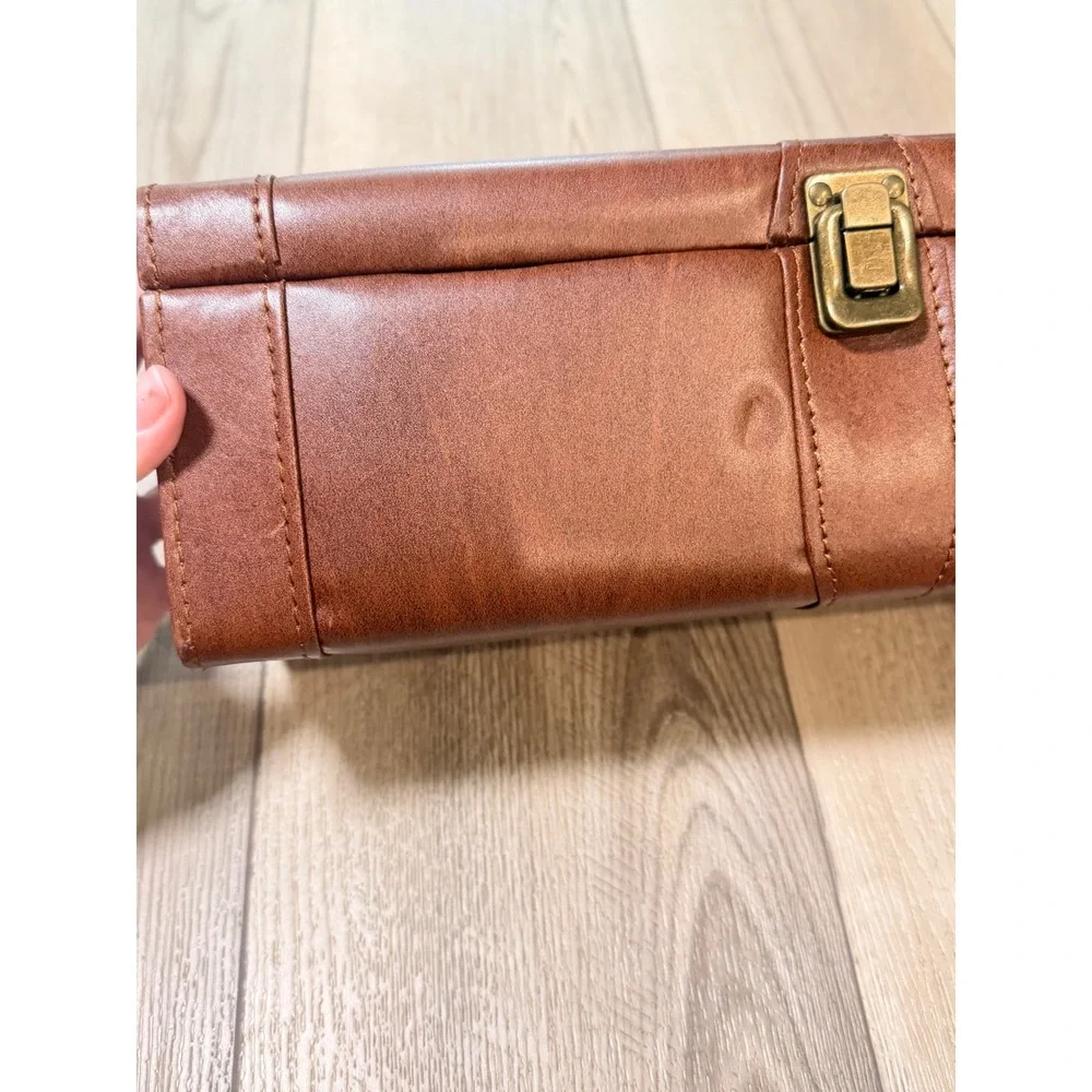 Vintage Brown Faux Leather Single Bottle Wine Carrier Case Brass Latch Travel